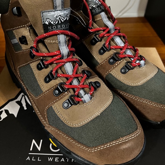 J. Crew Shoes Nwb Jcrew Mens Nordic Hiking Boots Vibram Soles